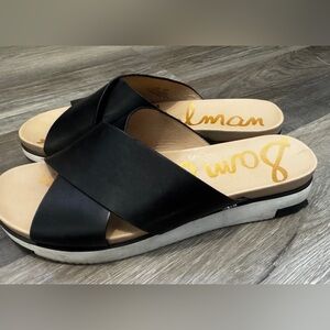 Sam Edelman Black Cross-Band Sandals